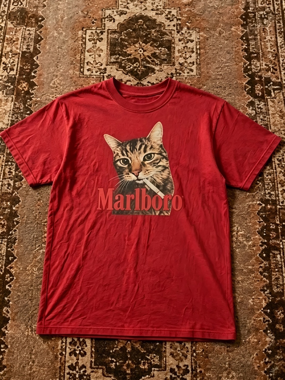 Vintage Marlboro Tabby Cat Portrait Red Aesthetic Graphic T-shirt Unisex